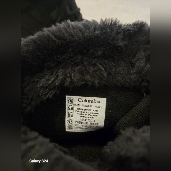 Columbia Women's Black Winter Boots - Picture 5 of 6